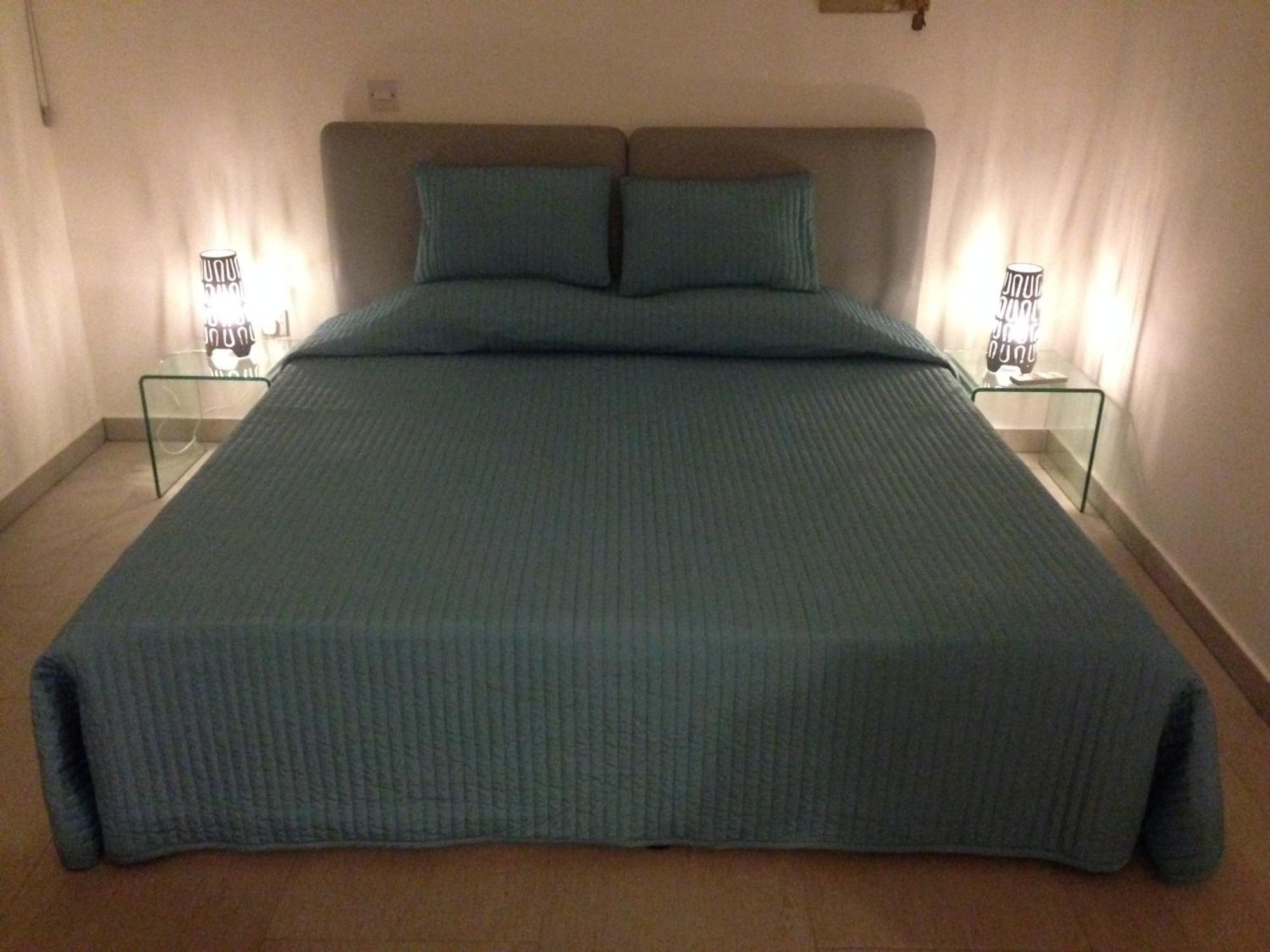 Vega Apartments Limassol Rum bild