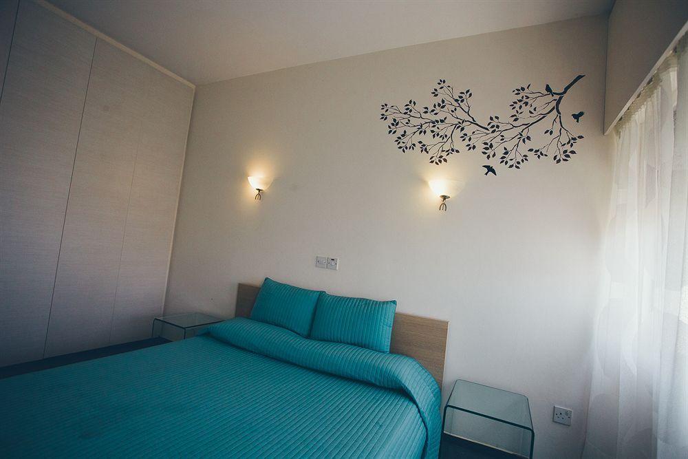 Vega Apartments Limassol Rum bild
