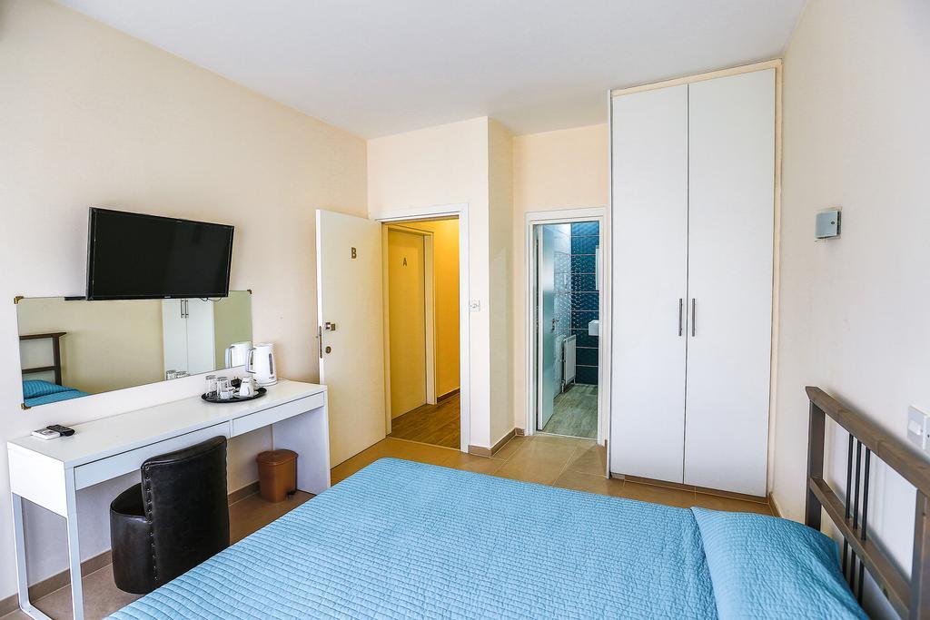 Vega Apartments Limassol Exteriör bild