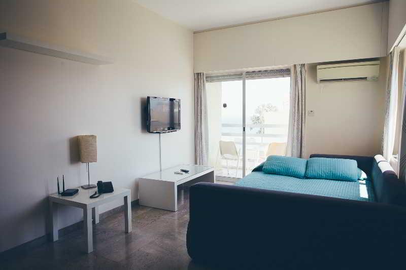 Vega Apartments Limassol Exteriör bild