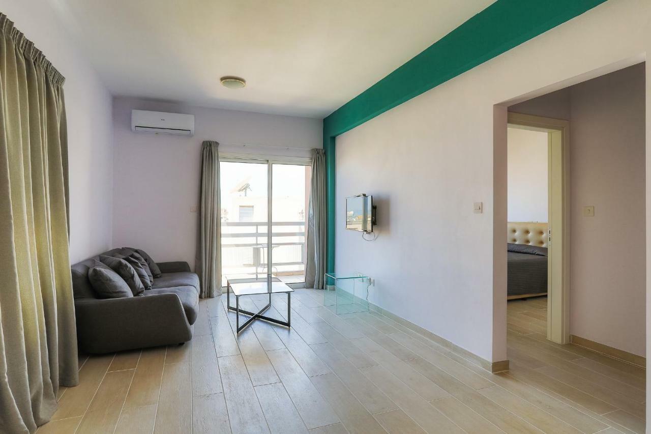 Vega Apartments Limassol Exteriör bild
